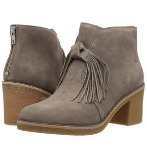 UGGS booties suede size 7.5 M